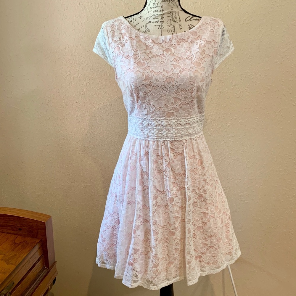 B. Darlin peach and white lace formal dress